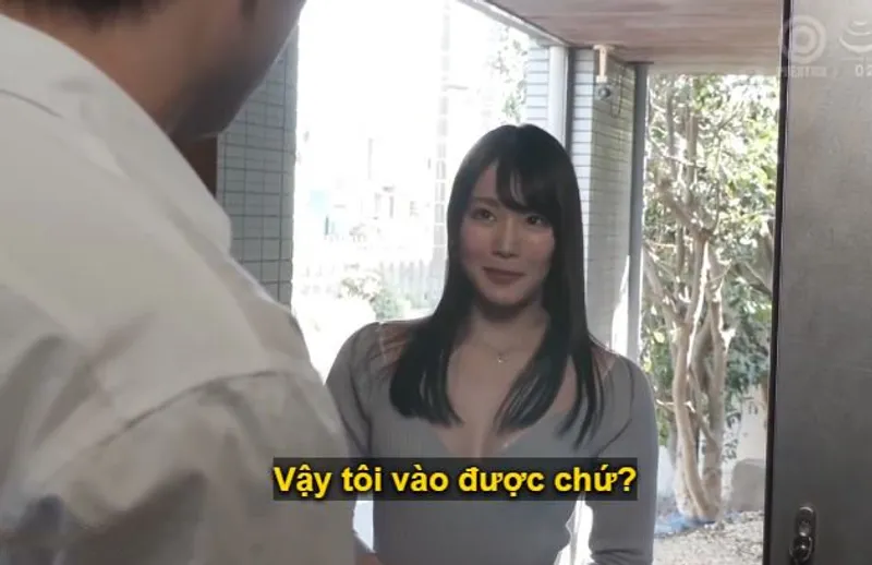 Người anh trai giàu có bị cô em gái xinh đẹp nhà bên cạnh trẻ trung, đã có ông chồng mới dọn về, dụ dỗ quan hệ tình dục.